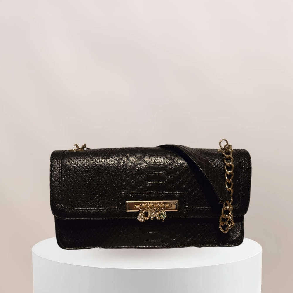 Liz Claiborne Faux Leather Vintage shoulder bag clutch Gold Chain 5 Lucky Charms